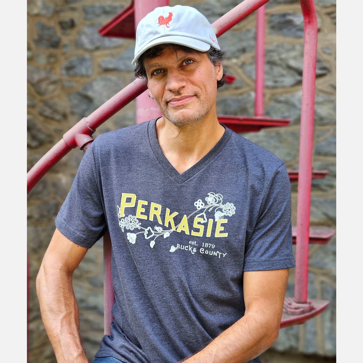 Perkasie/Lenape floral motif graphic V-Neck T-shirt - dark heather grey