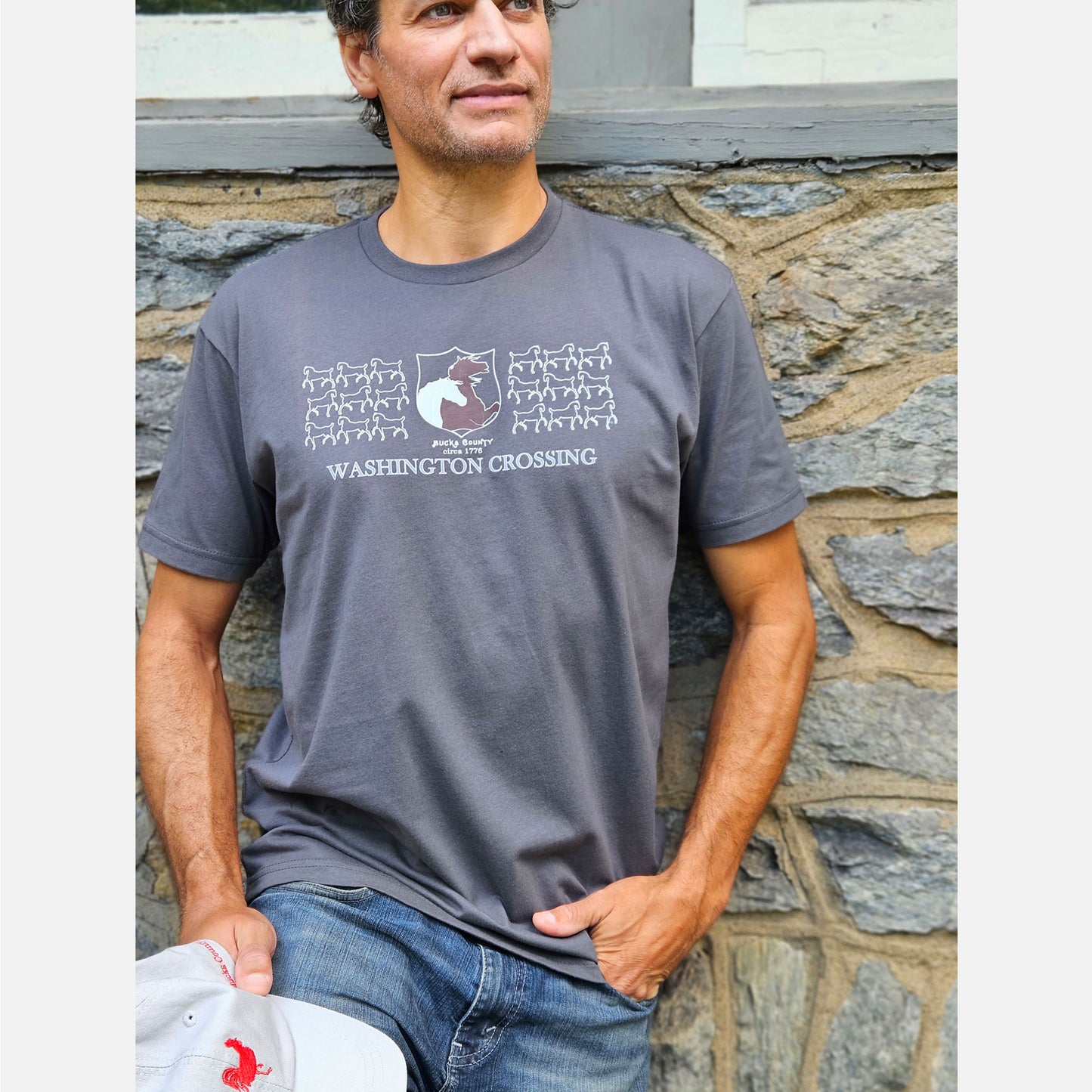 George Washington's horses / Washington Crossing graphic T-shirt - Dark Grey