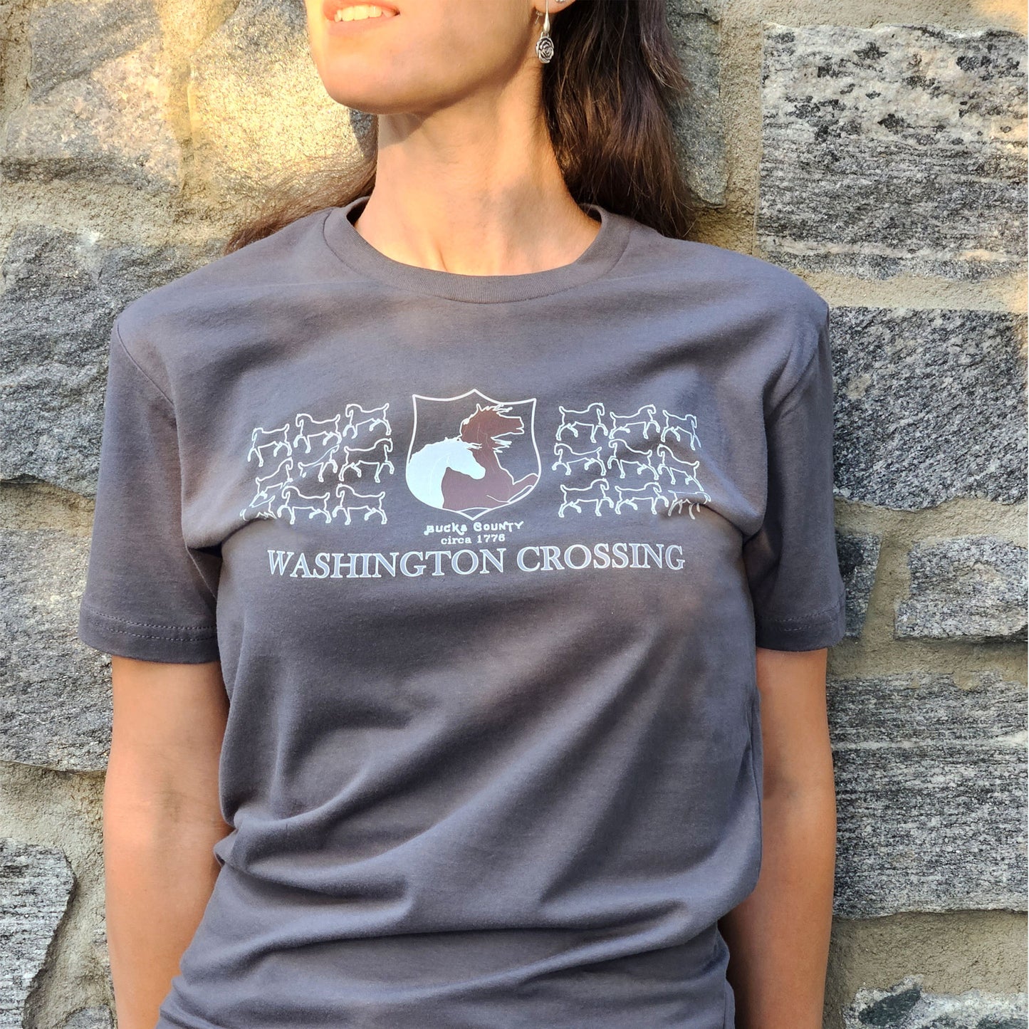 George Washington's horses / Washington Crossing graphic T-shirt - Dark Grey