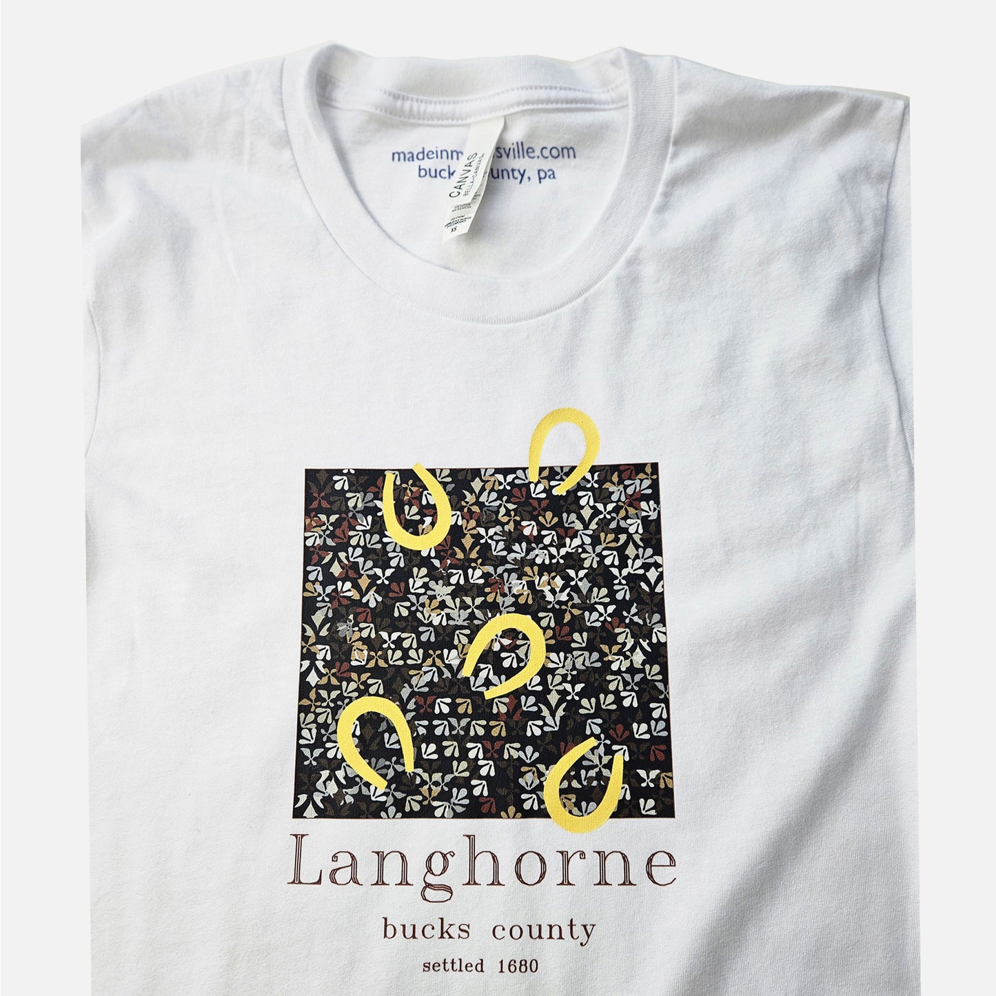 Horseshoes on Lenape camouflage background- Langhorne graphic T-shirt - white